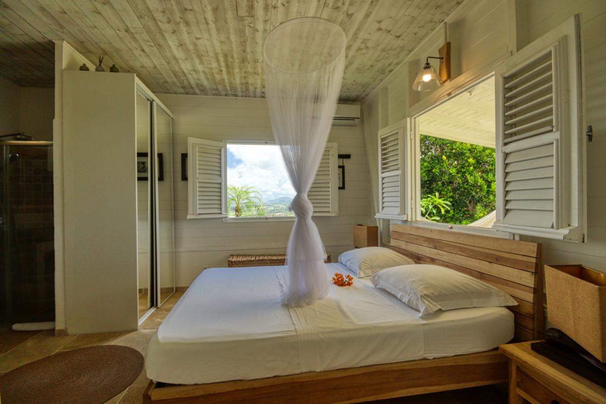 Location Bungalow luxe Martinique - La Chambre